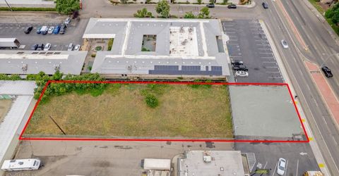 4239 Pacific Ave, Stockton, CA 95207 Photo