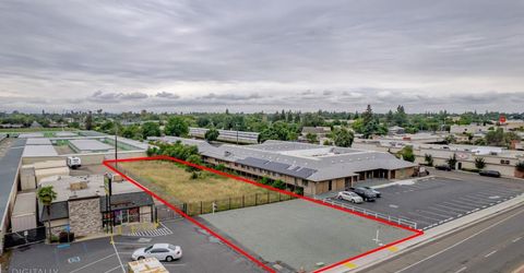 4239 Pacific Ave, Stockton, CA 95207 Photo
