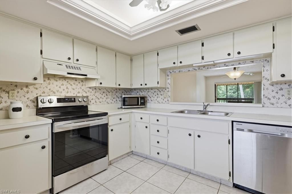 6108 Whiskey Creek Dr , Unit 110, Fort Myers, FL 33919 Photo