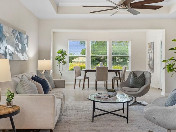308 Holiday Creek LN, Georgetown, TX 78633