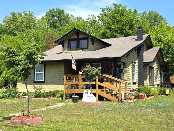48 Fisher Street, Andrews, NC 28901