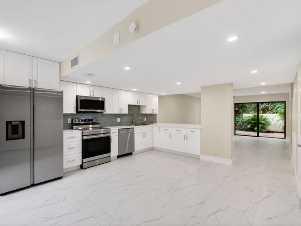 1330 NW 13th Street, Unit 12, Boca Raton, FL 33486