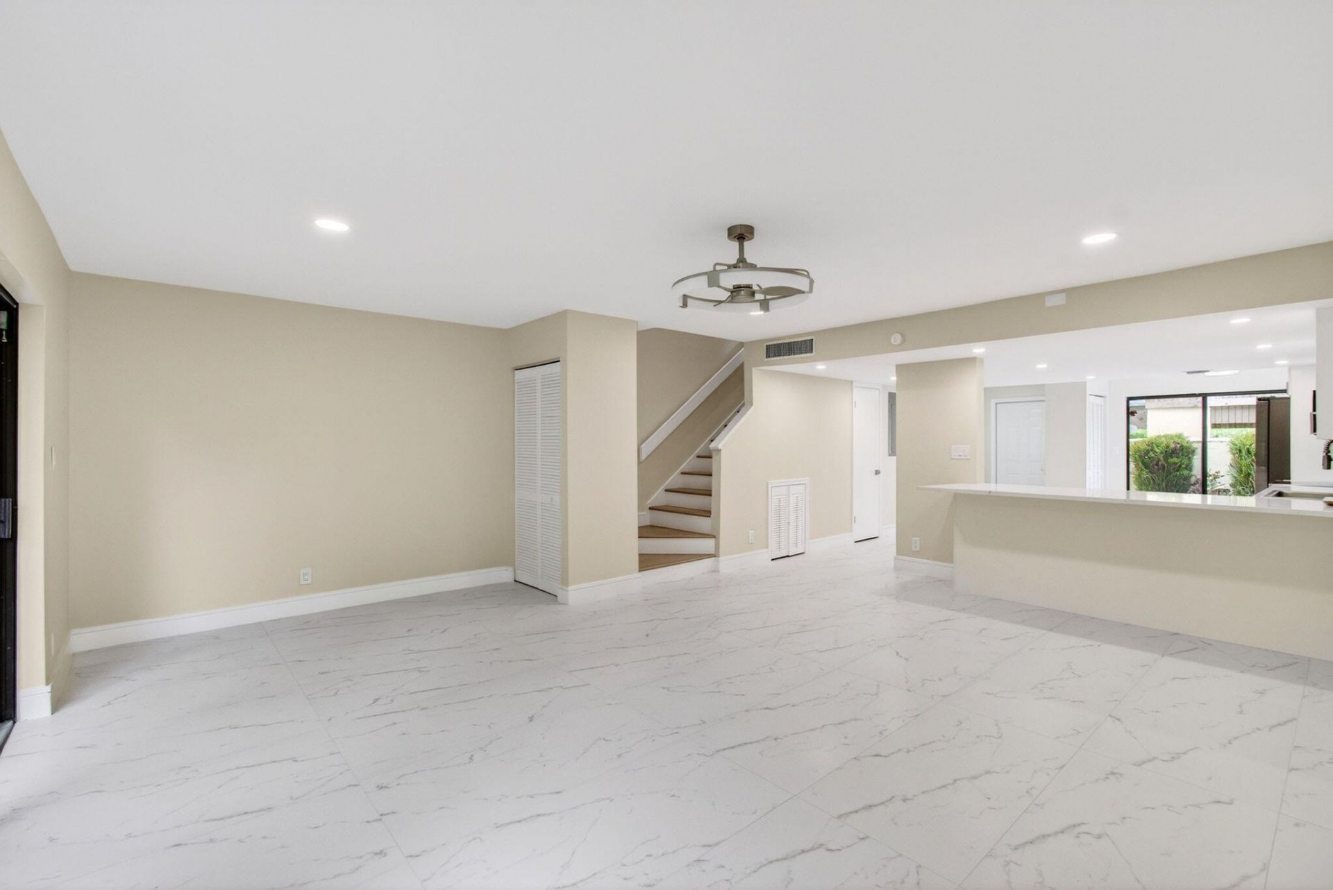 1330 NW 13th Street, Unit 12, Boca Raton, FL 33486 Photo