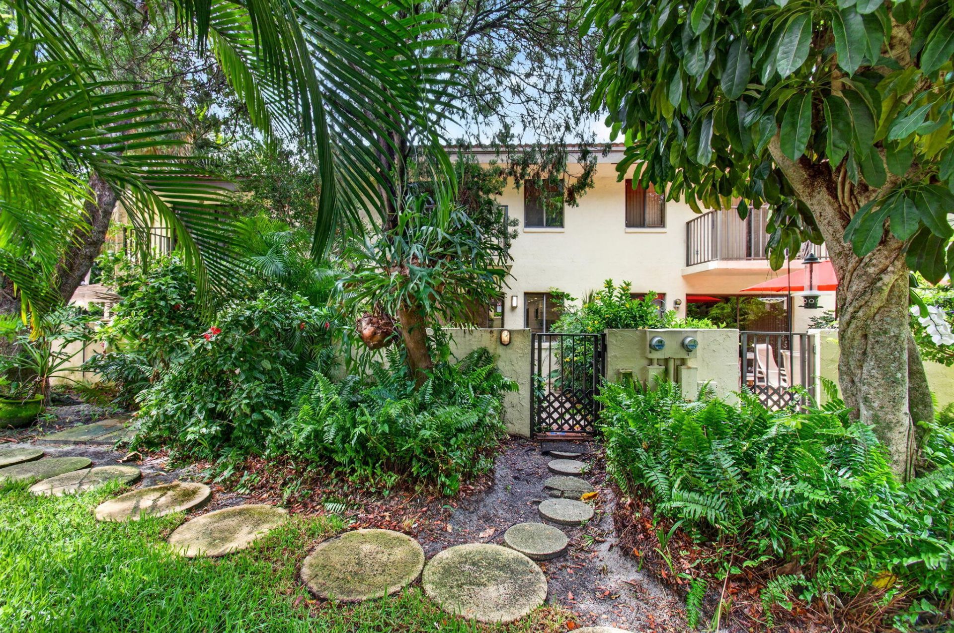 1330 NW 13th Street, Unit 12, Boca Raton, FL 33486 Photo