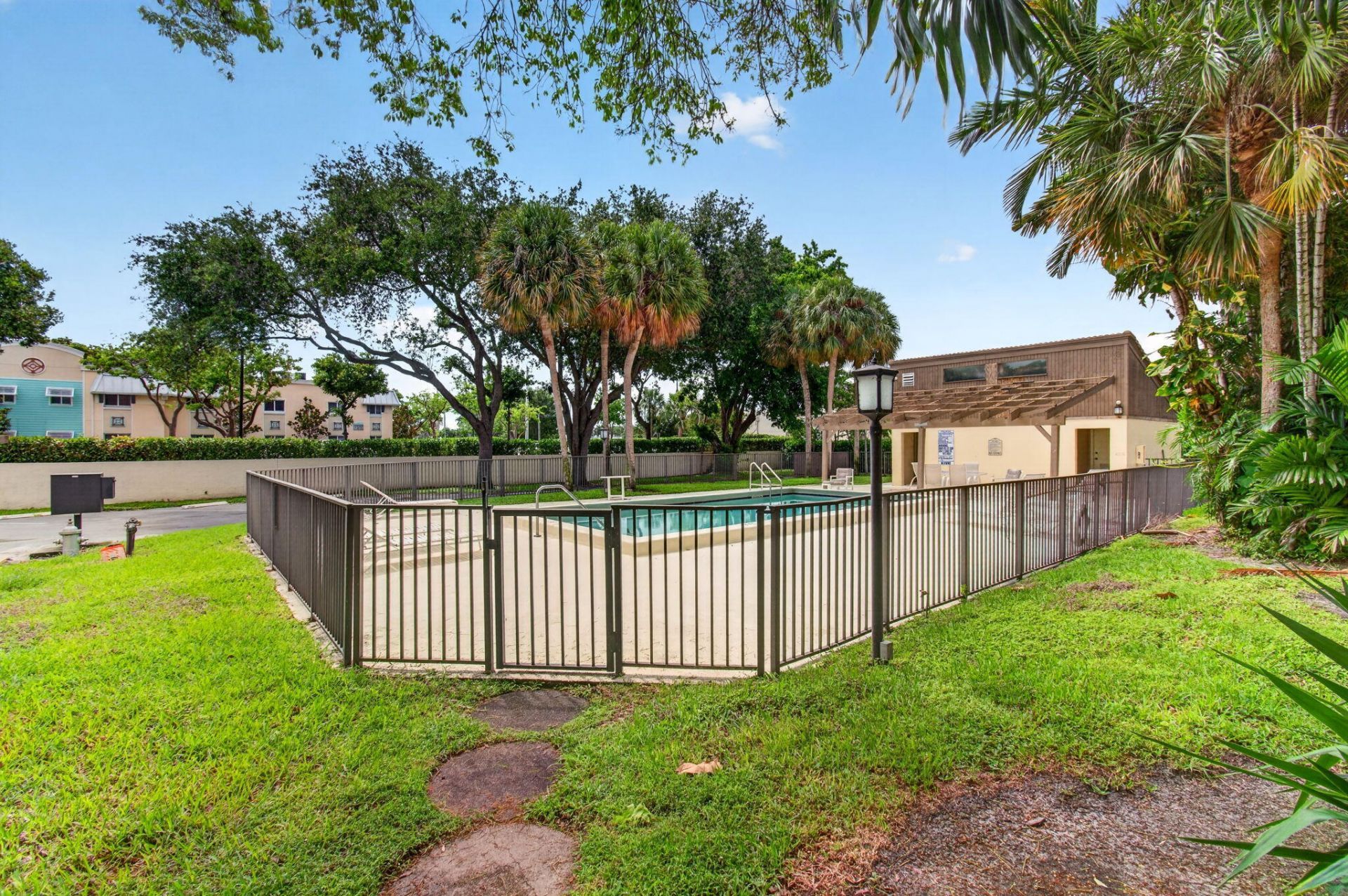 1330 NW 13th Street, Unit 12, Boca Raton, FL 33486 Photo