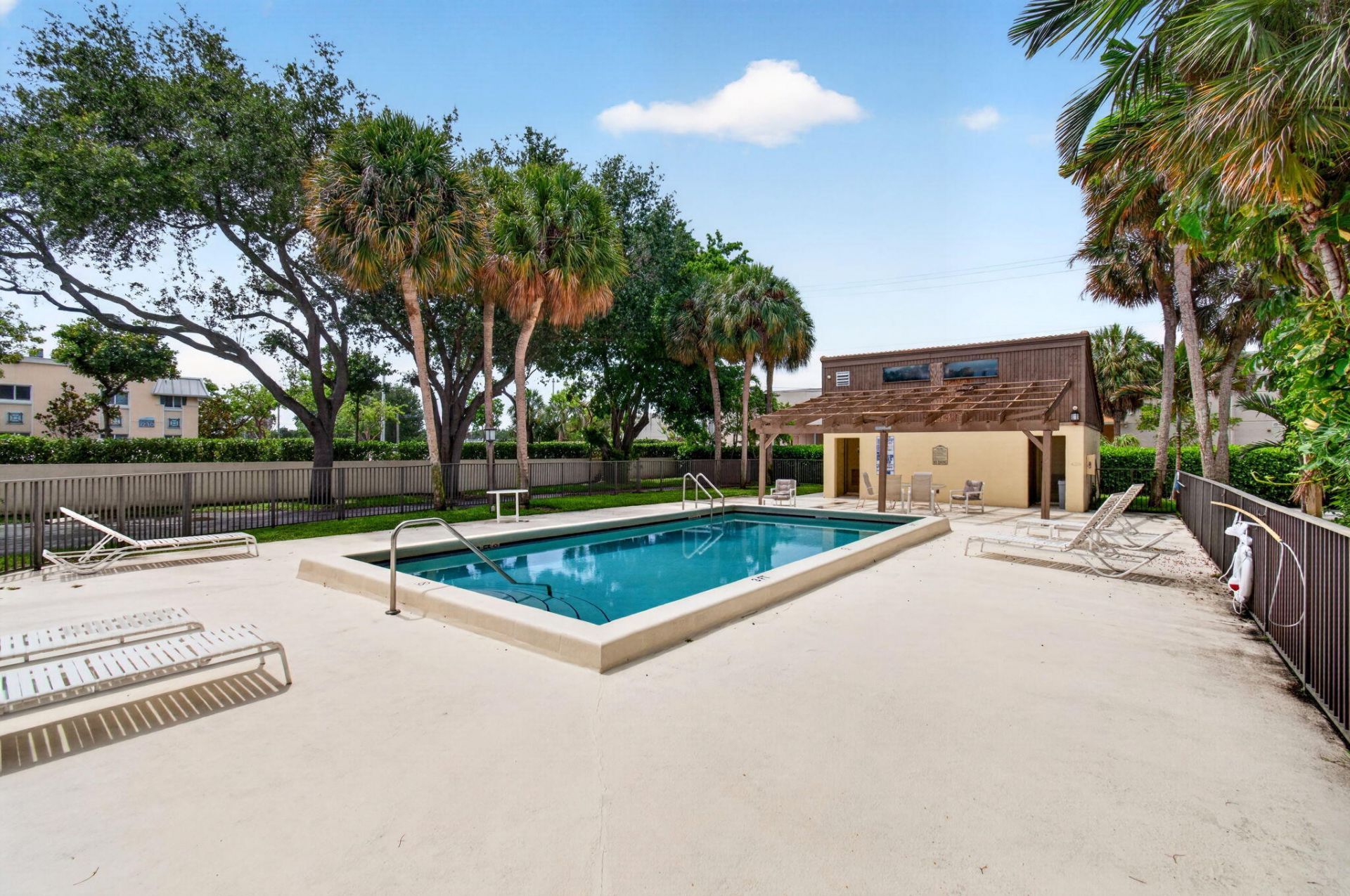 1330 NW 13th Street, Unit 12, Boca Raton, FL 33486 Photo