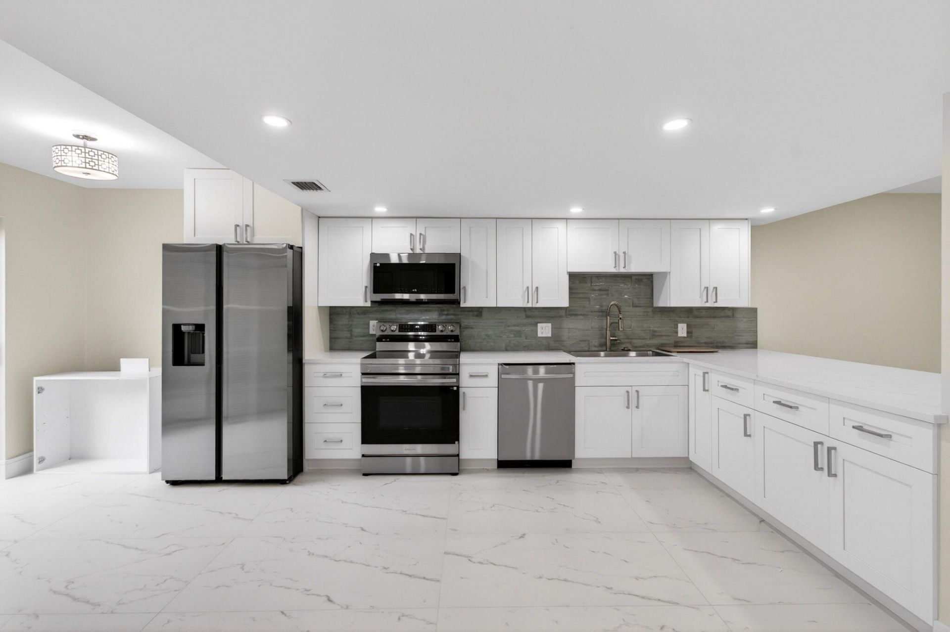 1330 NW 13th Street, Unit 12, Boca Raton, FL 33486 Photo