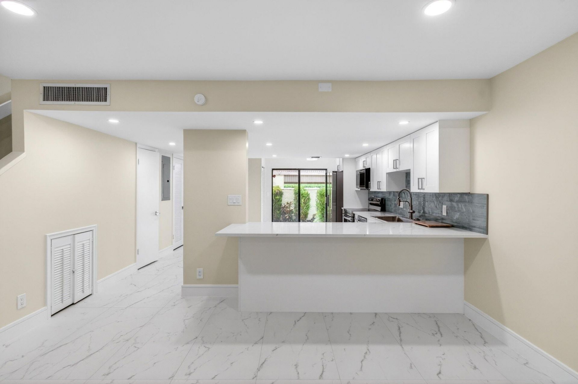 1330 NW 13th Street, Unit 12, Boca Raton, FL 33486 Photo