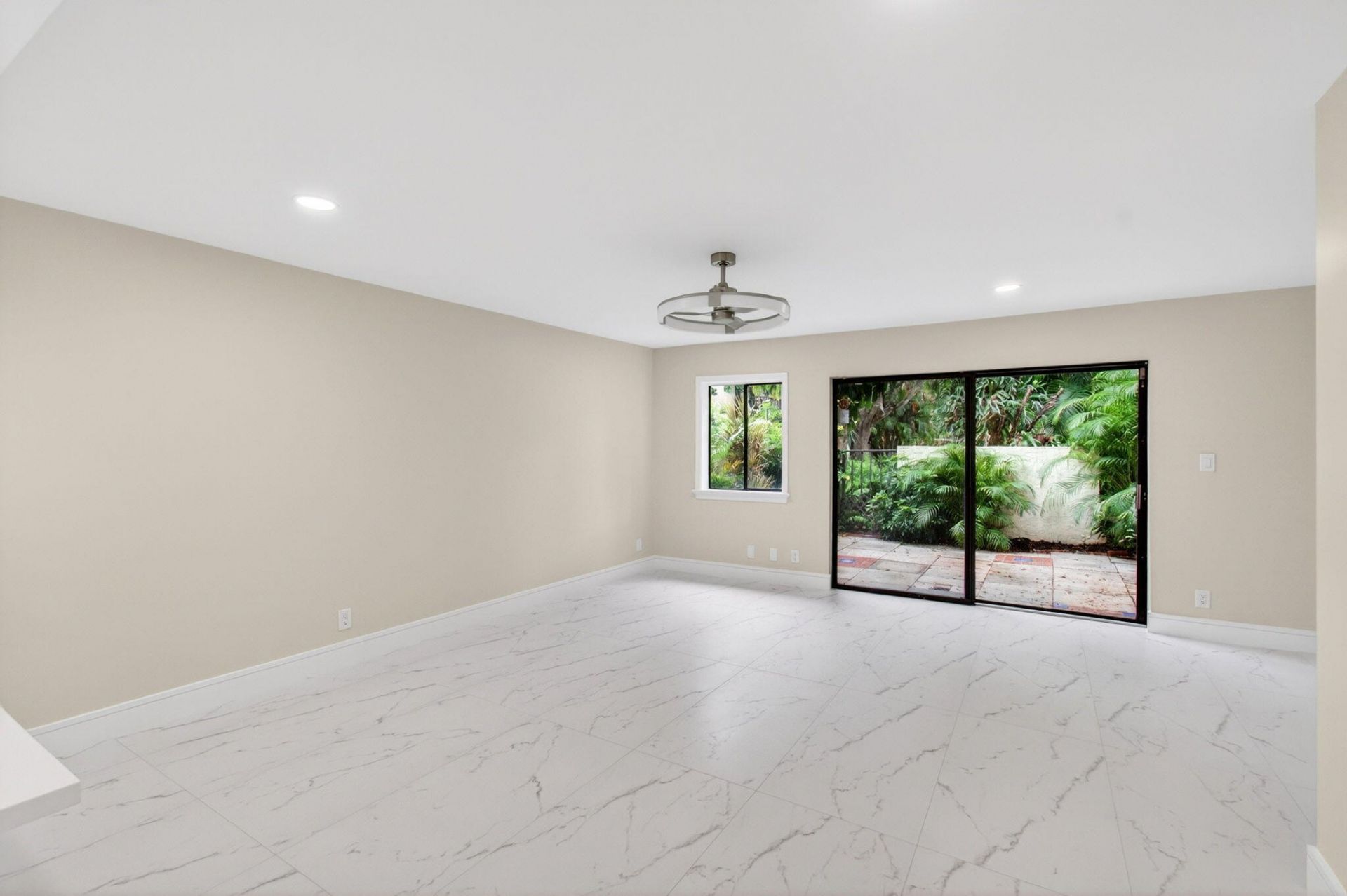 1330 NW 13th Street, Unit 12, Boca Raton, FL 33486 Photo