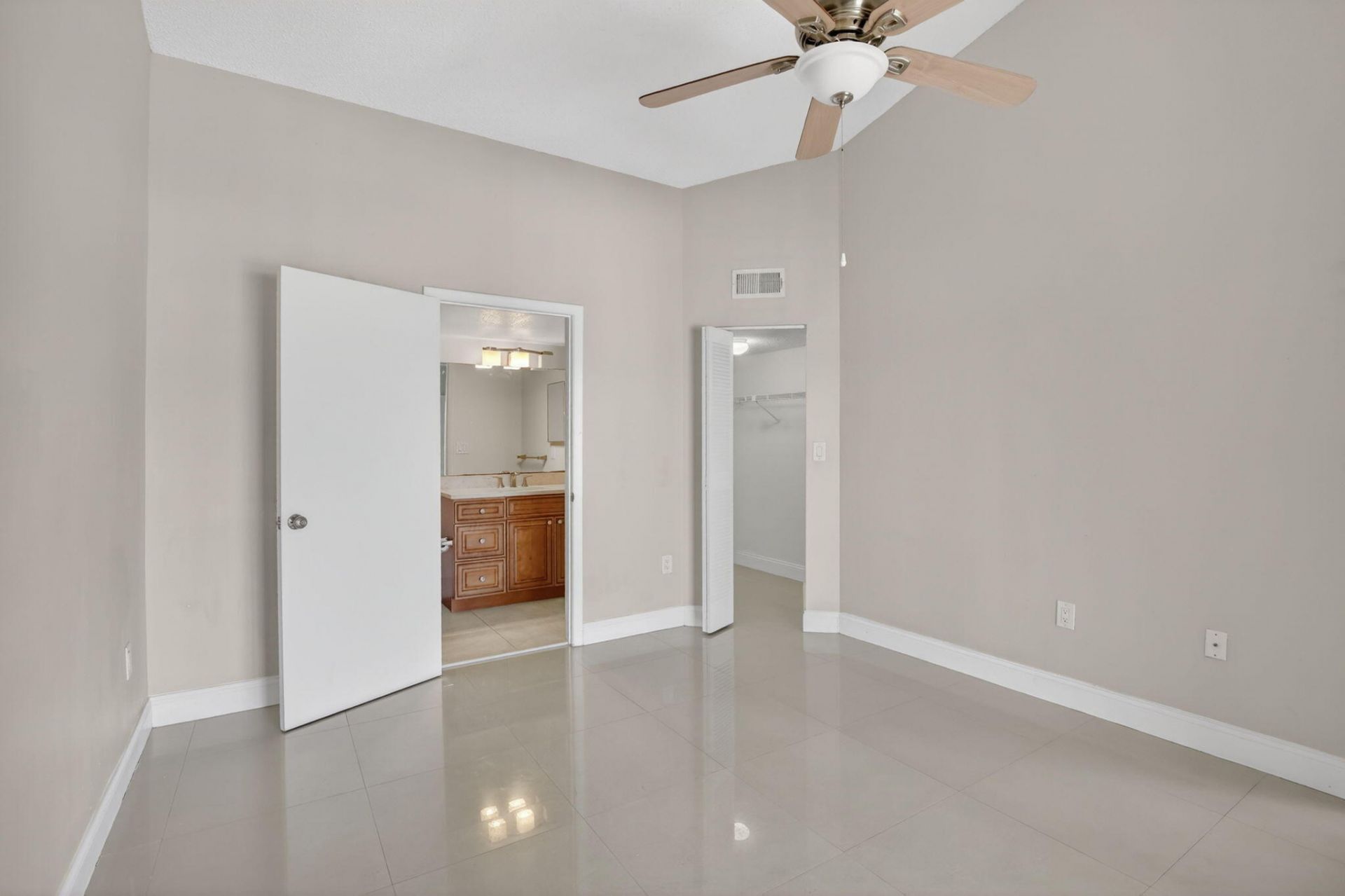 2445 SW 18th Terrace, Unit 922, Fort Lauderdale, FL 33315 Photo