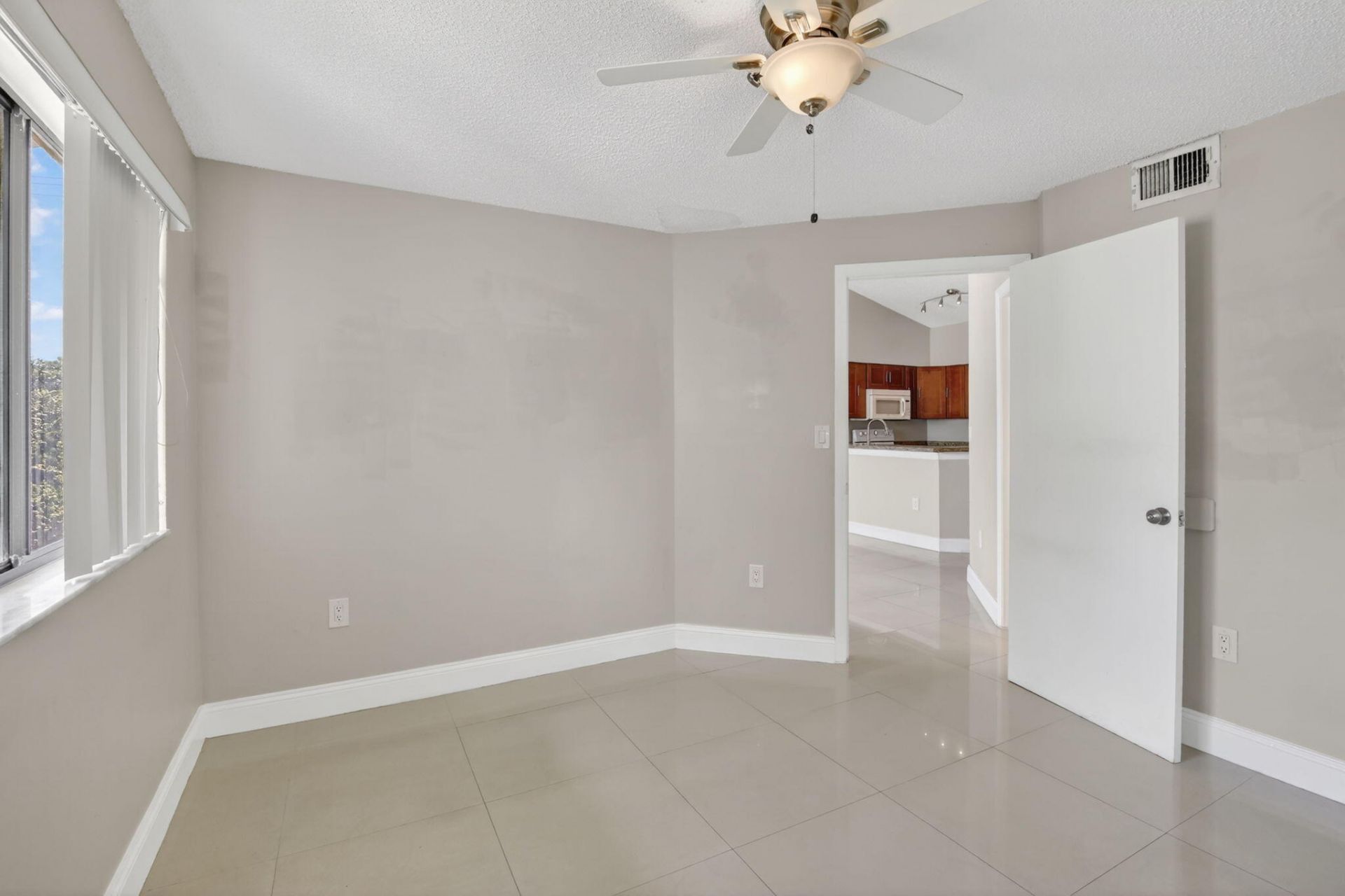 2445 SW 18th Terrace, Unit 922, Fort Lauderdale, FL 33315 Photo