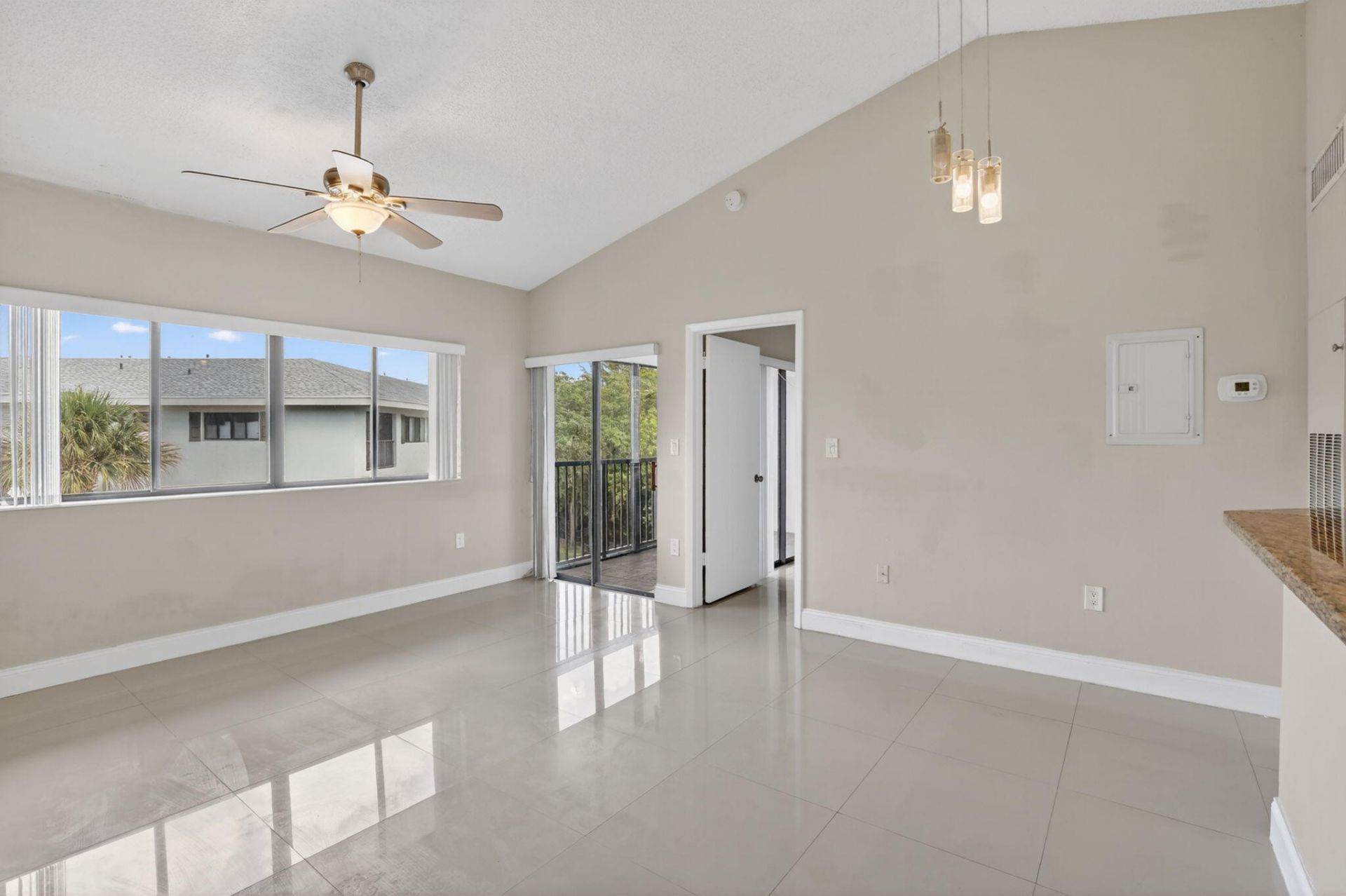 2445 SW 18th Terrace, Unit 922, Fort Lauderdale, FL 33315 Photo