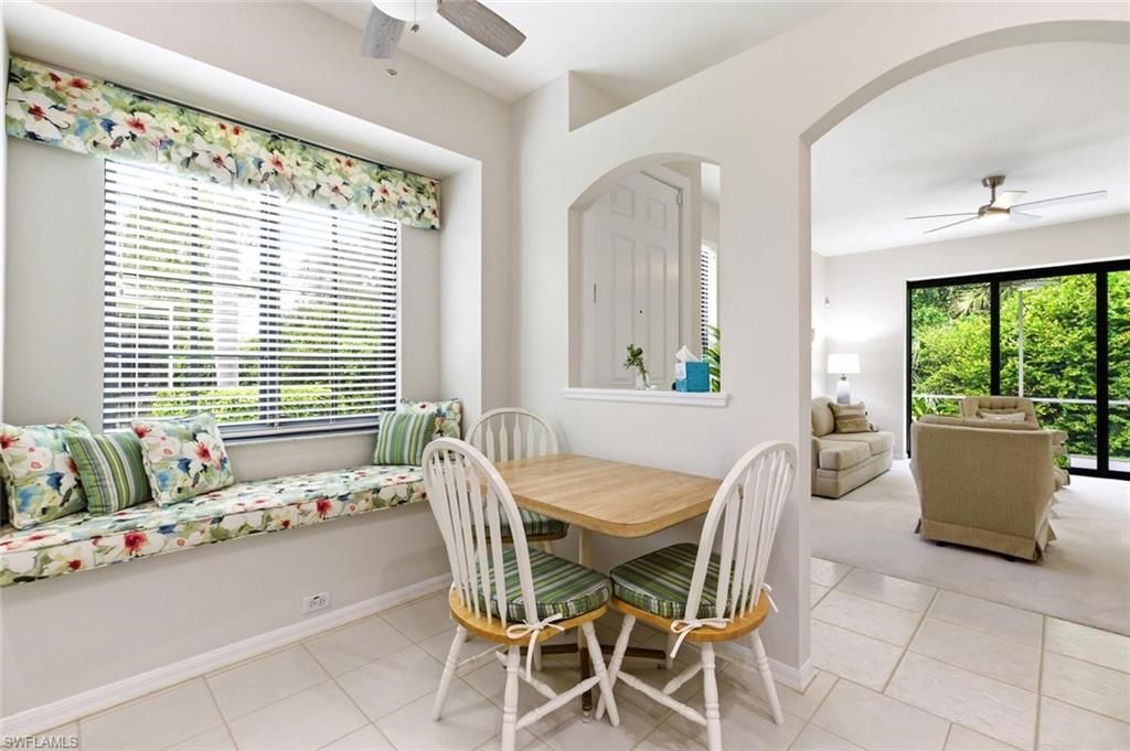 7685 Meadow Lakes Dr, Unit 1301, Naples, FL 34104 Photo