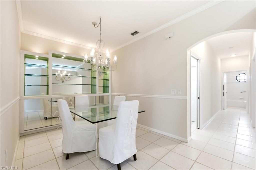 7685 Meadow Lakes Dr, Unit 1301, Naples, FL 34104 Photo