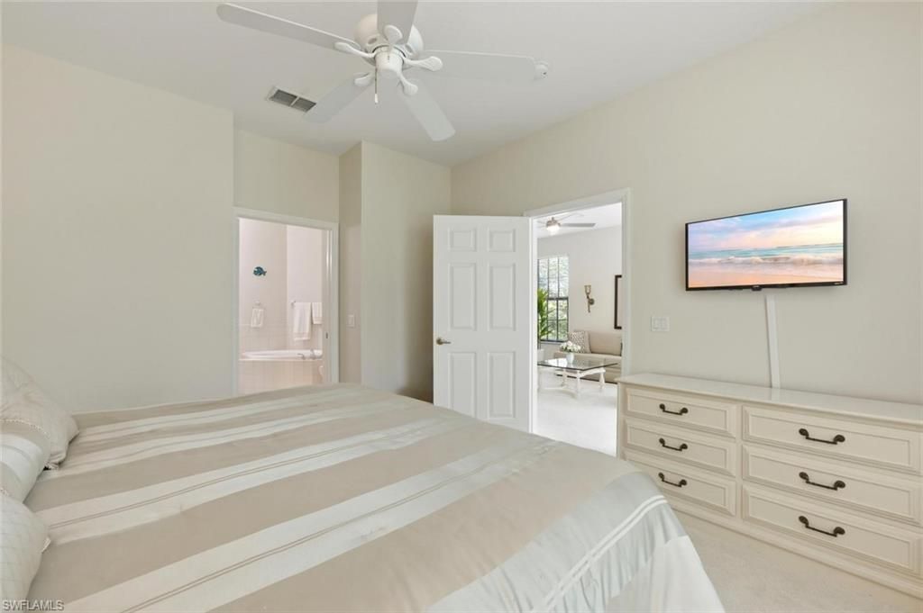7685 Meadow Lakes Dr, Unit 1301, Naples, FL 34104 Photo