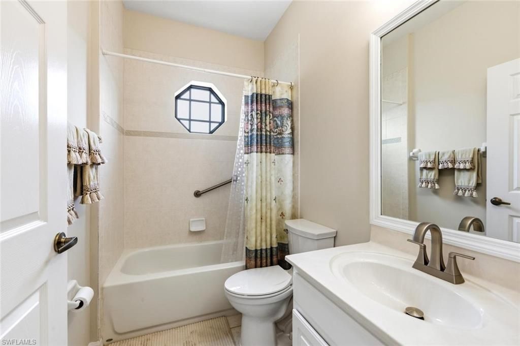 7685 Meadow Lakes Dr, Unit 1301, Naples, FL 34104 Photo