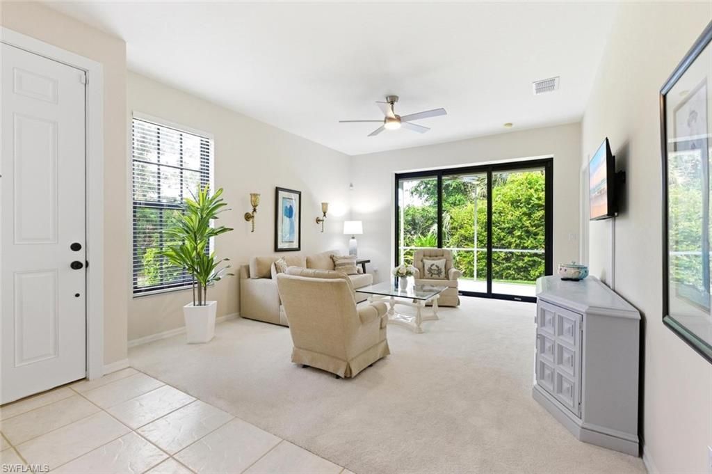 7685 Meadow Lakes Dr, Unit 1301, Naples, FL 34104 Photo