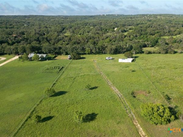 3411 Mail Route Road , Fischer, TX 78623