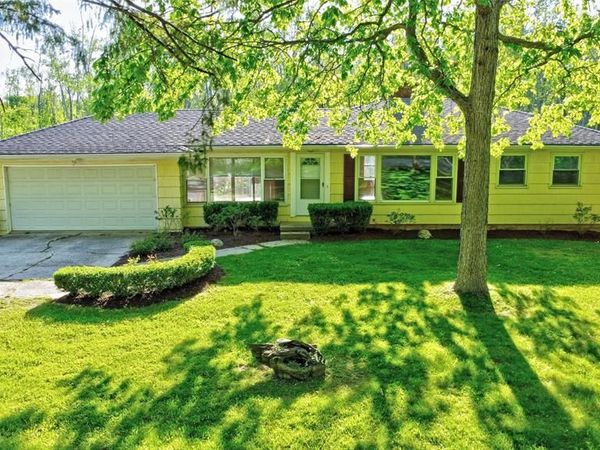 5890 Grange Hall Road, Groveland Twp, MI 48442