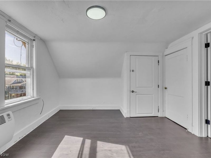414 E 148th Street, Unit 3, Cleveland, OH 44110 Photo 6