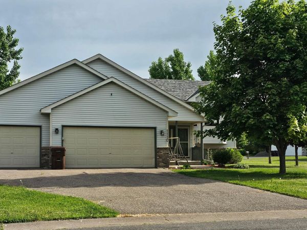 1110 Hilltop Street , Braham, MN 55006