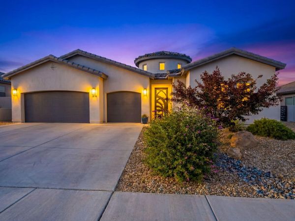 1878 Castle Peak Loop NE, Rio Rancho, NM 87144