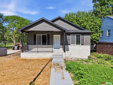 929 N 66th Street, Lincoln, NE 68505