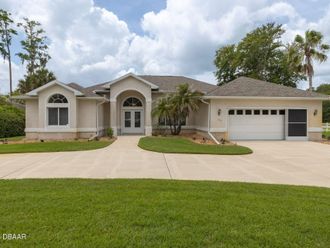 100 Paradise Valley Court Daytona Beach, FL 32114