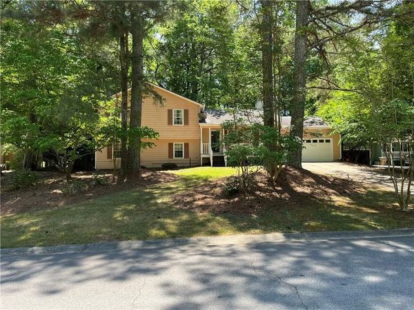 2340 Rockwell Drive, Buford, GA 30519