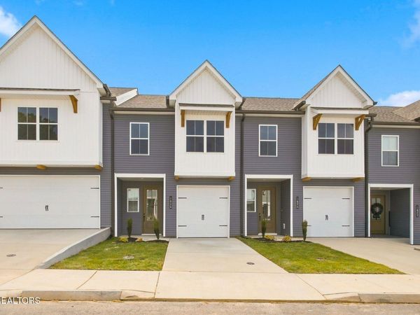 1624 Lateglow Way, Knoxville, TN 37931