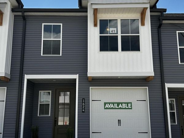1624 Lateglow Way, Knoxville, TN 37931
