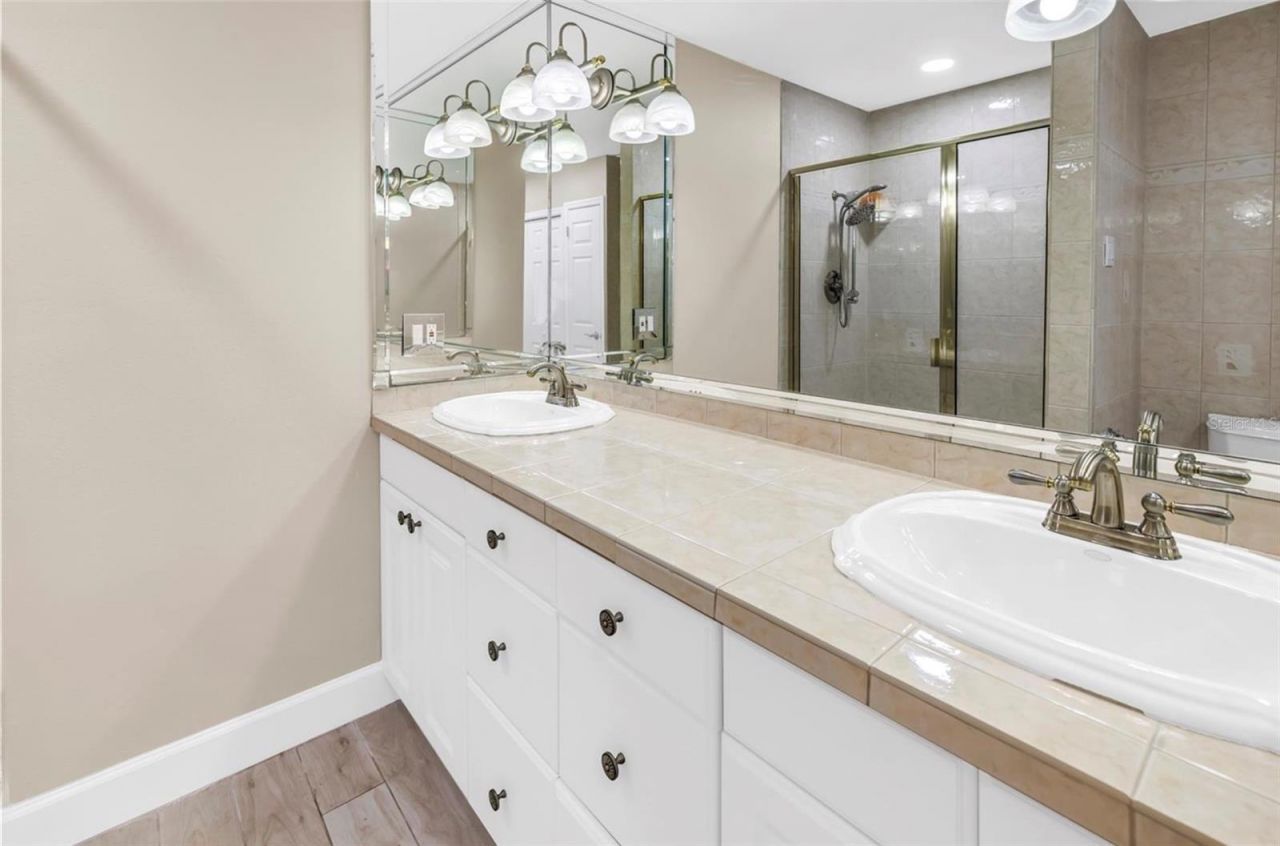 742 45th Avenue Ne, Saint Petersburg, FL 33703 Photo