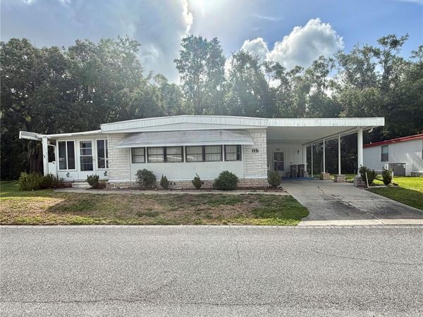 227 ASPEN CIRCLE , LEESBURG, FL 34748