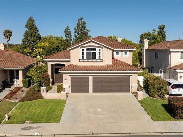448 Via Olivera, Camarillo, CA 93012