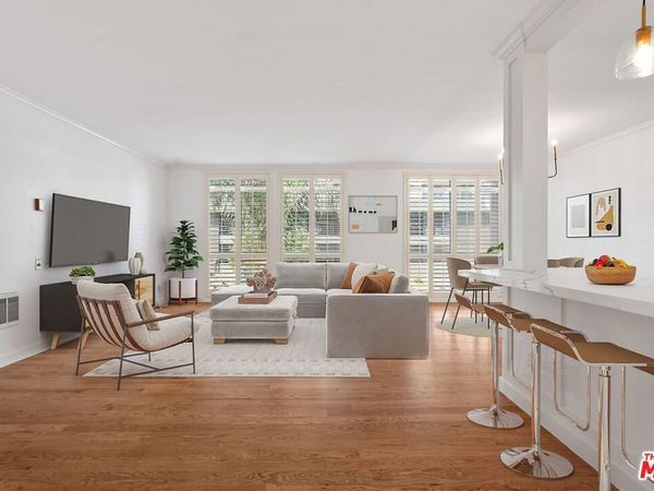7270 Hillside Avenue, Unit 302, Los Angeles, CA 90046