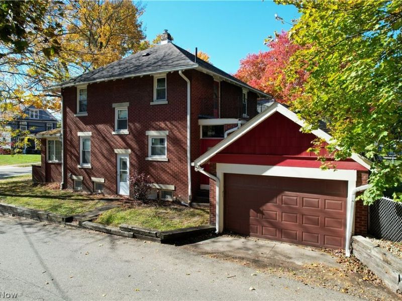 3771 Edison Street NW, Uniontown, OH 44685 Photo 3