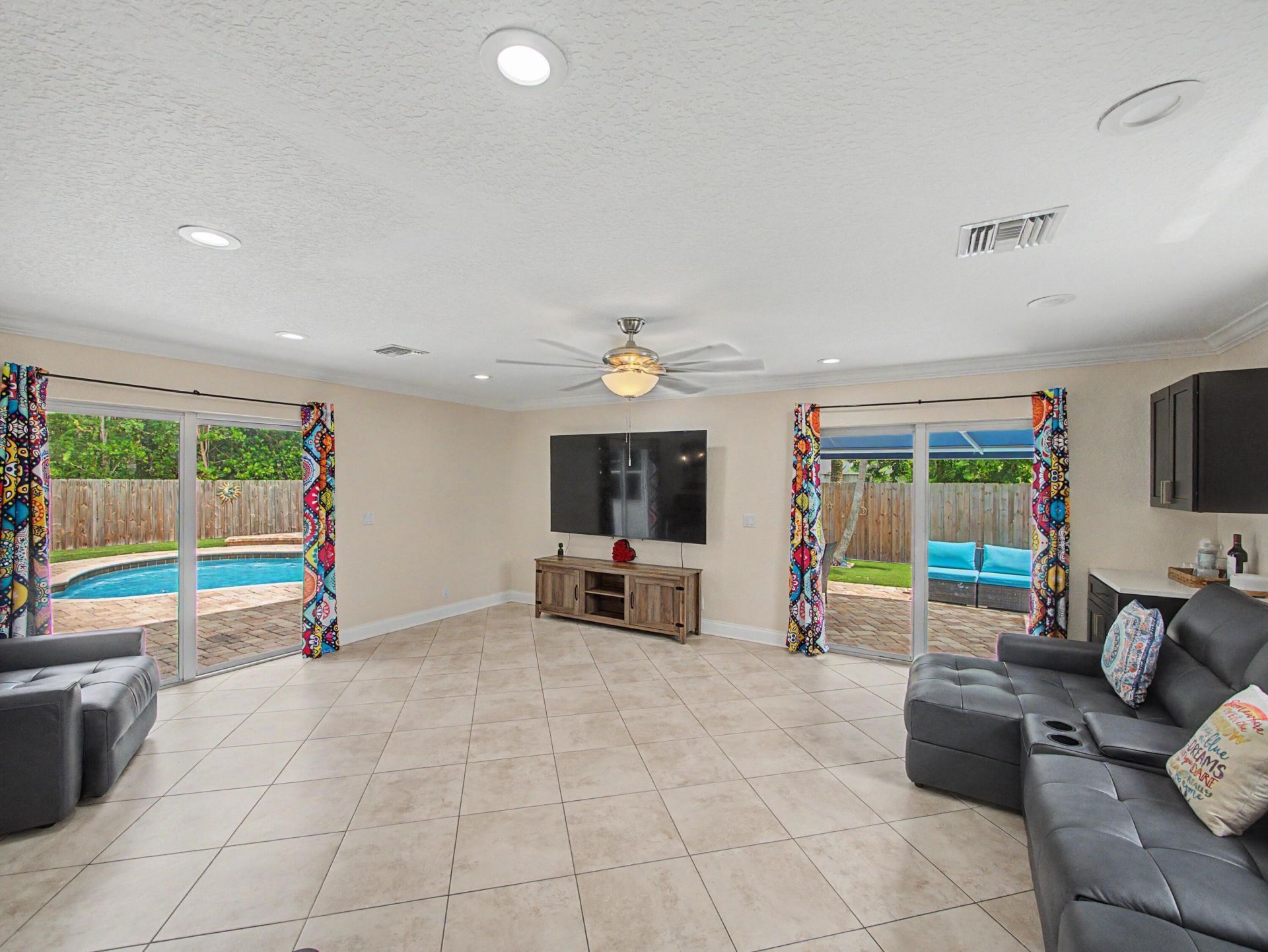 4868 Canal Drive, Lake Worth, FL 33463 Photo