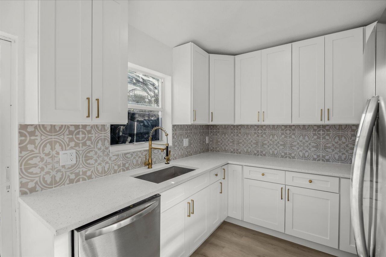 1561 NW 7th Lane, Pompano Beach, FL 33060 Photo