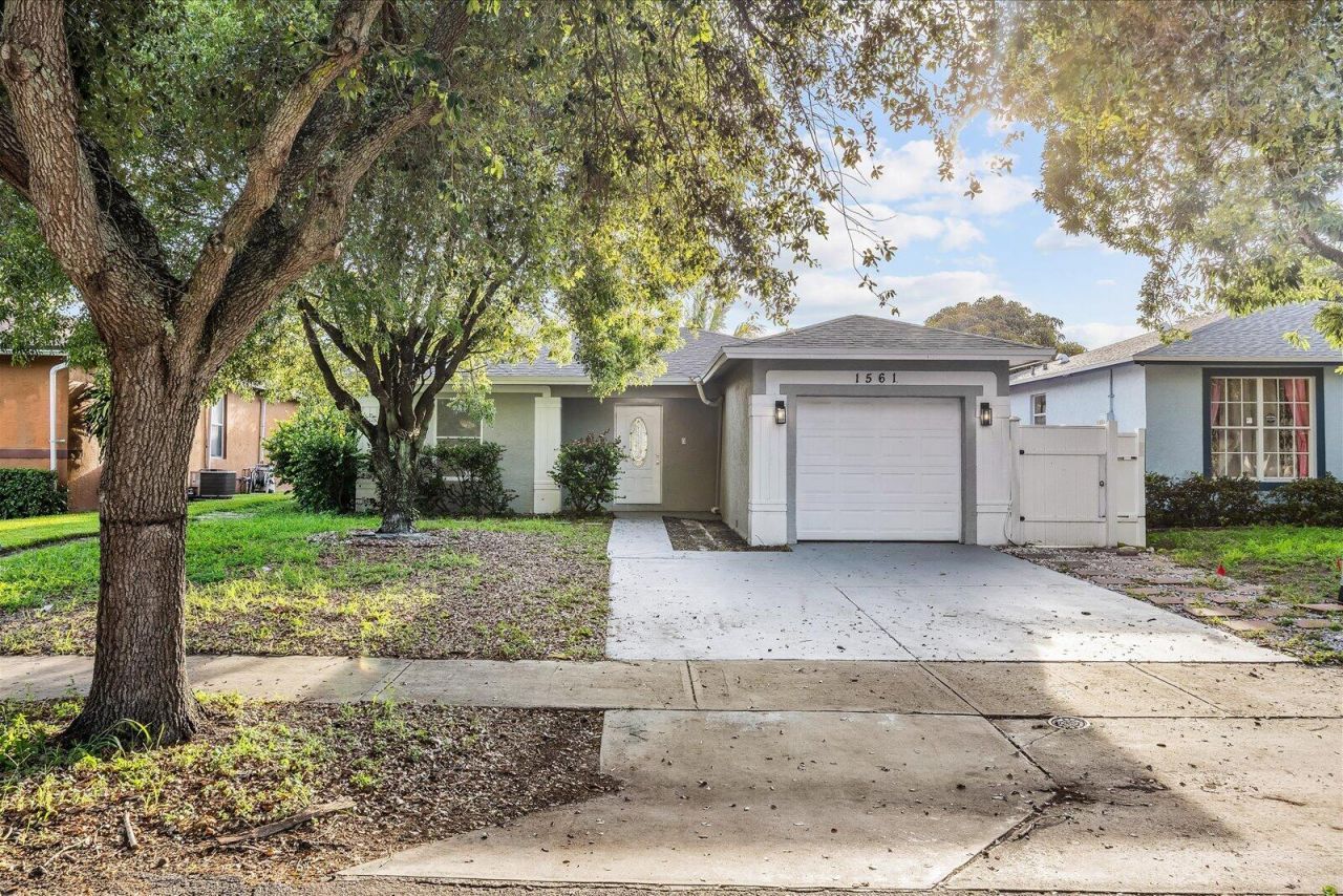 1561 NW 7th Lane, Pompano Beach, FL 33060 Photo