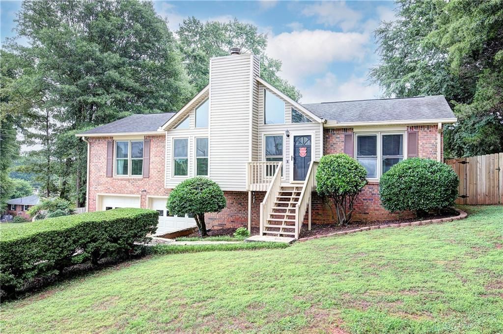 45 Skyview Circle, Cartersville, GA 30120 Main Photo