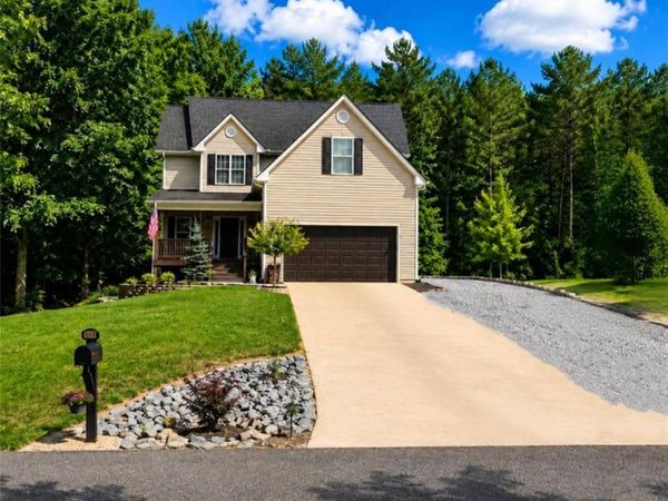 148 Pine Tree Court , Dawsonville, GA 30534