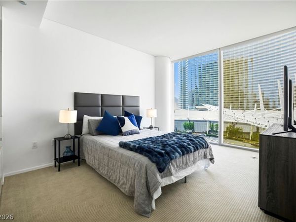 3726 Las Vegas Boulevard , Unit 302, Las Vegas, NV 89158