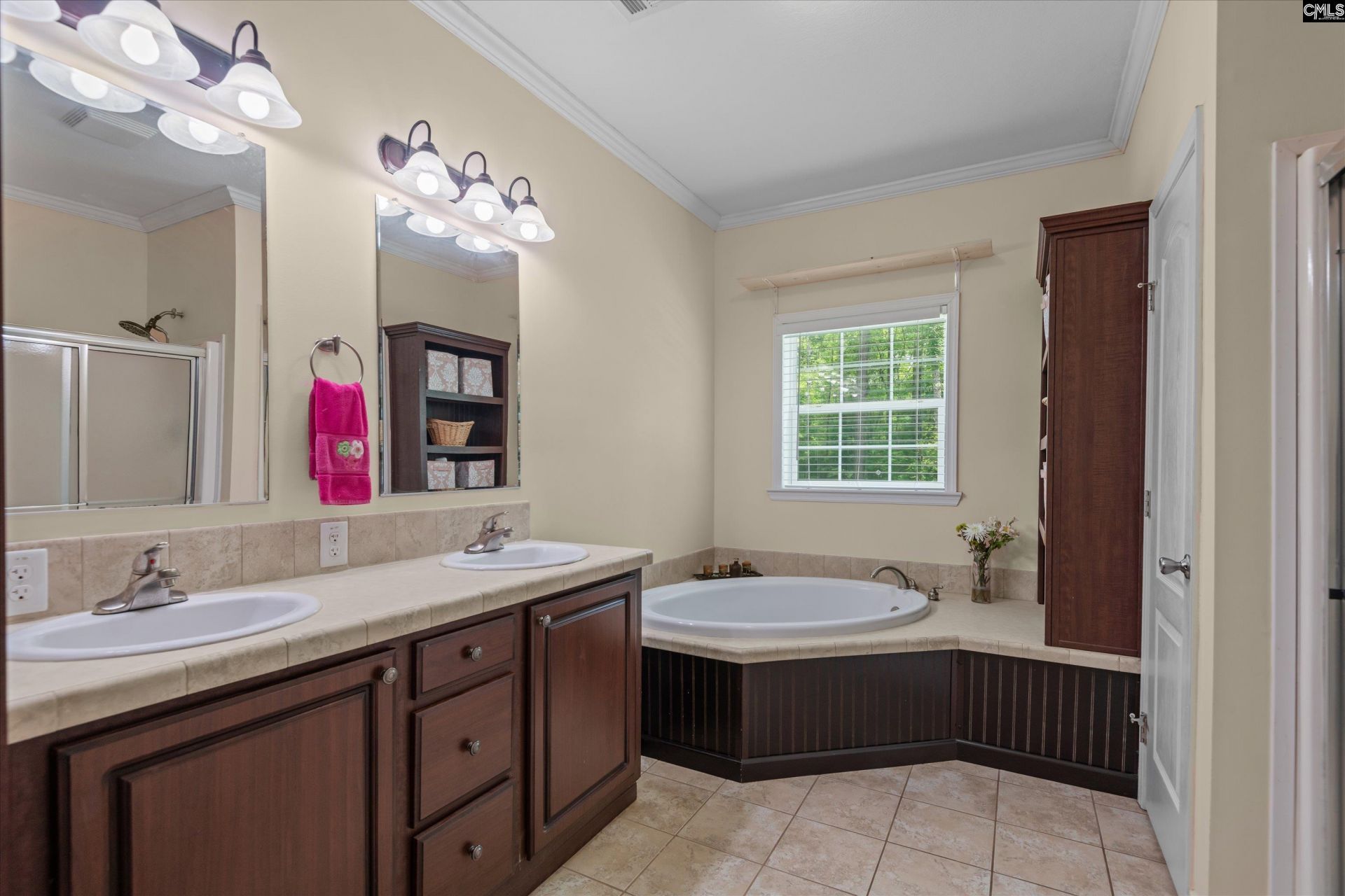 309 Whispering Meadow Lane Photo 17