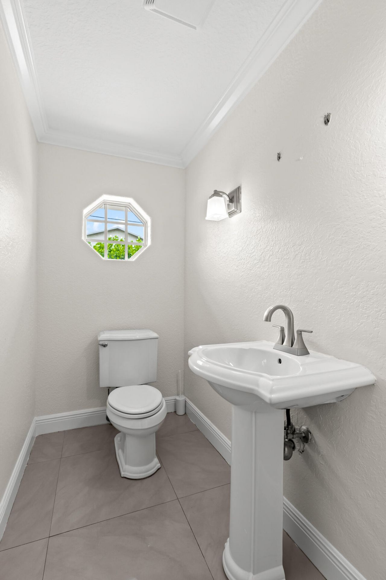 4610 Pinetree Drive, Delray Beach, FL 33445 Photo