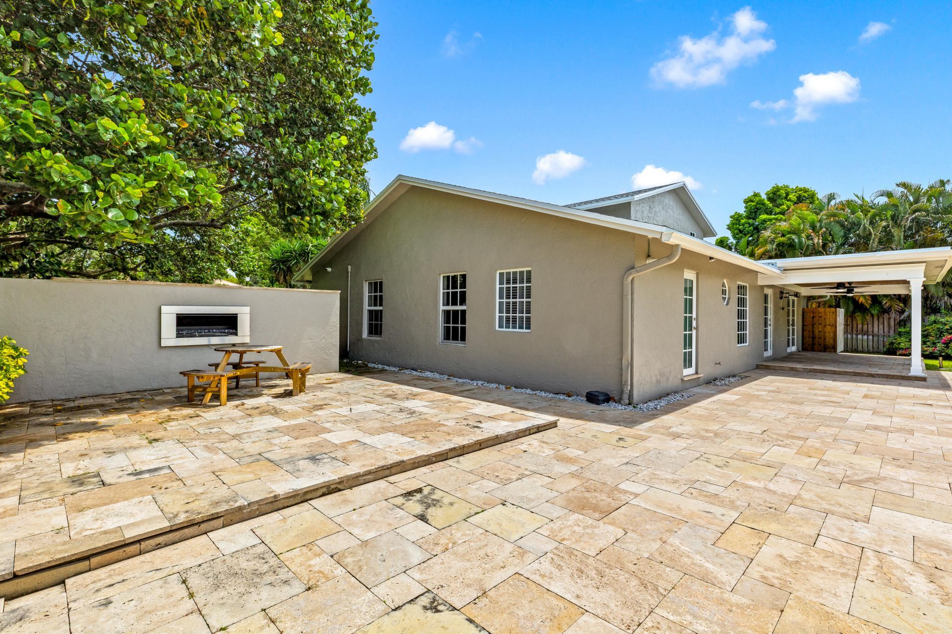 4610 Pinetree Drive, Delray Beach, FL 33445 Photo