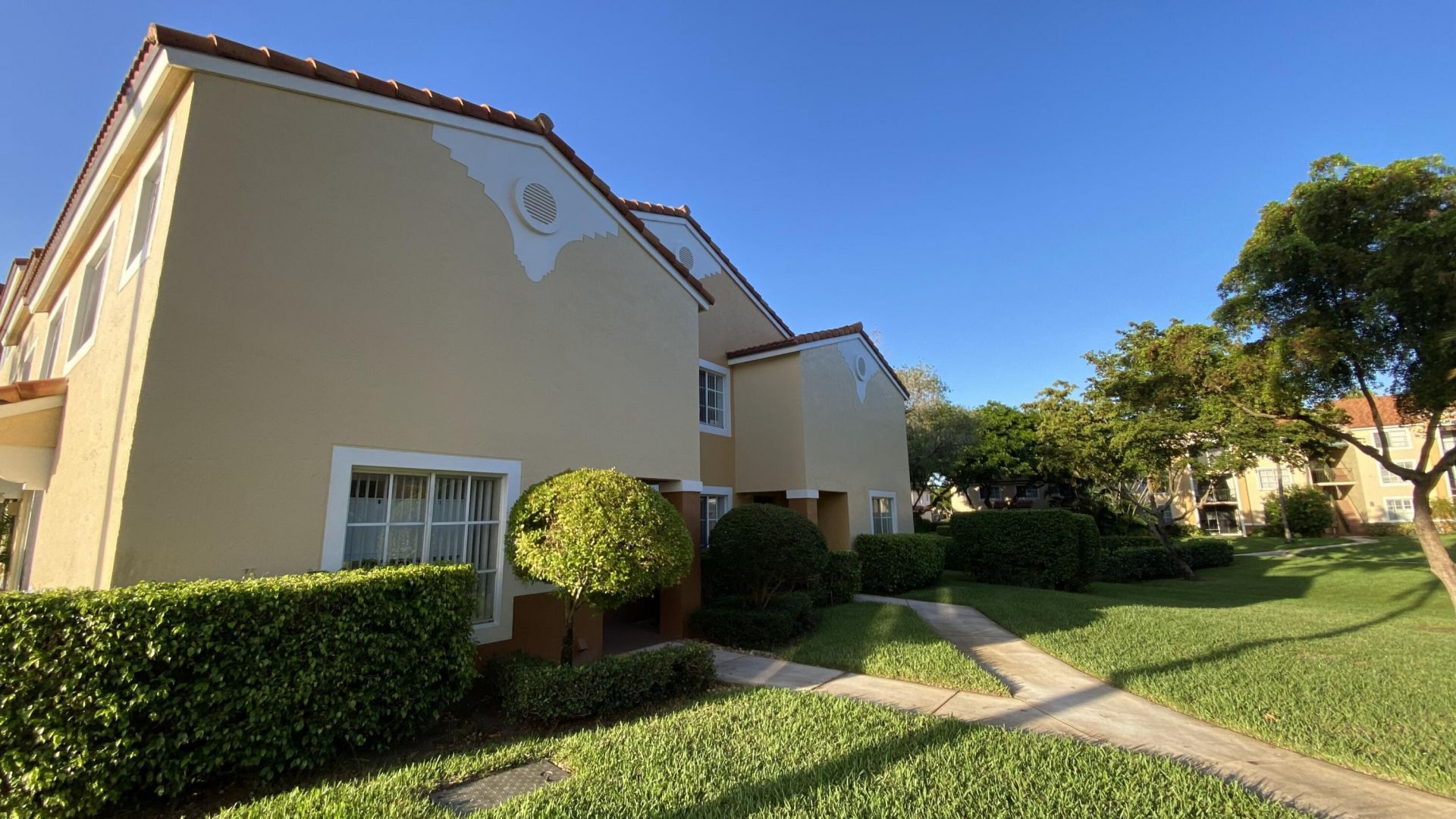 117 Yacht Club Way, Unit 111, Hypoluxo, FL 33462 Photo