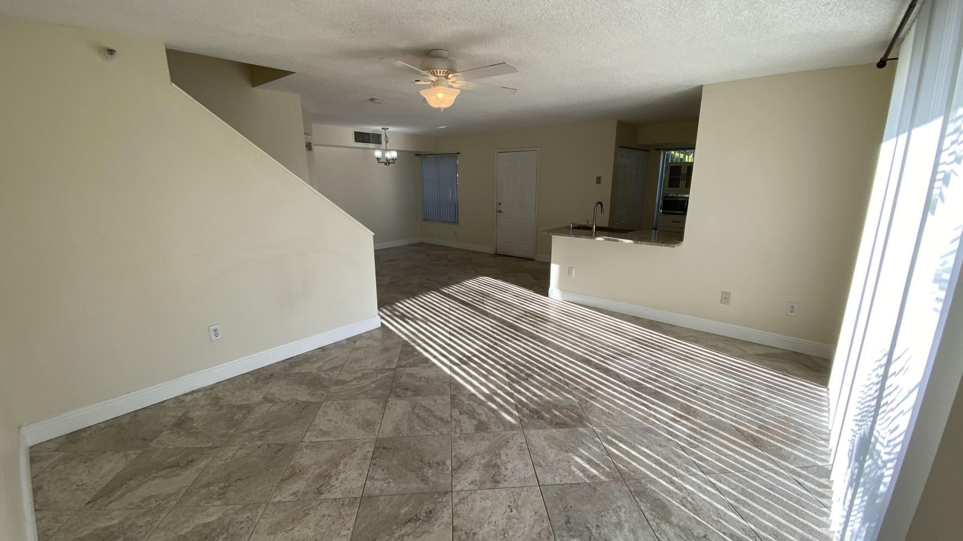 117 Yacht Club Way, Unit 111, Hypoluxo, FL 33462 Photo