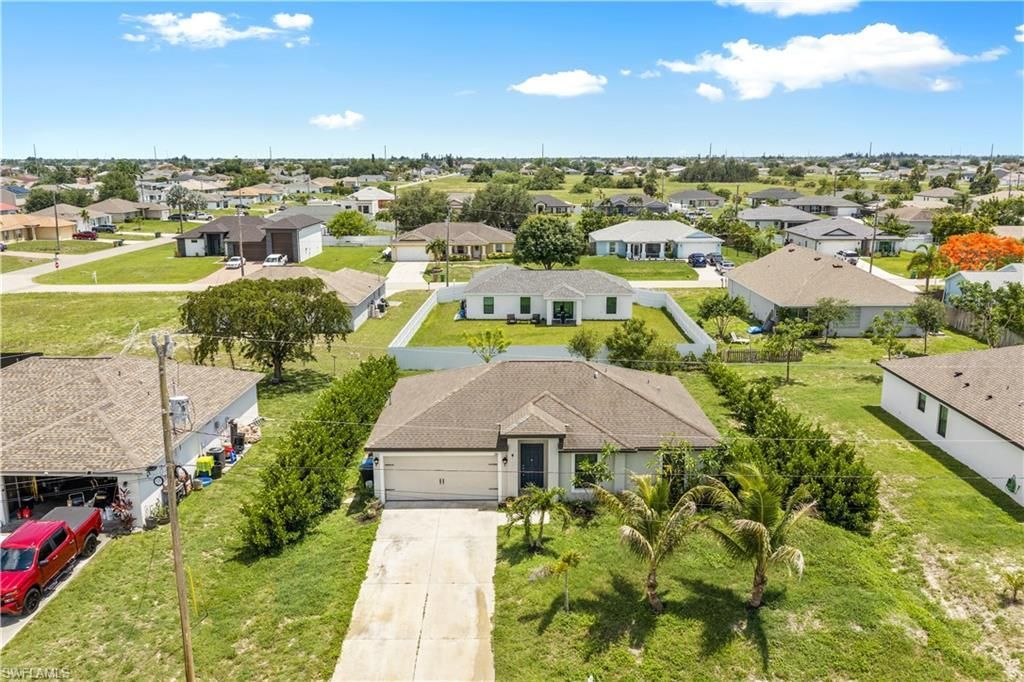 336 NE 30th Ter , Cape Coral, FL 33909 Photo