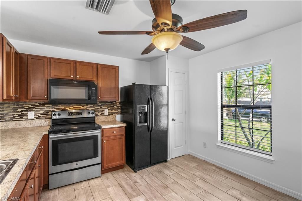 336 NE 30th Ter , Cape Coral, FL 33909 Photo