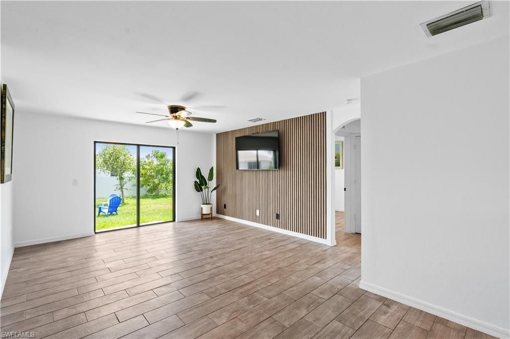 336 NE 30th Ter , Cape Coral, FL 33909 Photo